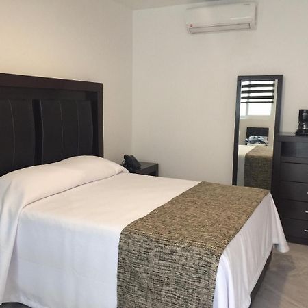 Hotel Mac7 Aguascalientes Bagian luar foto